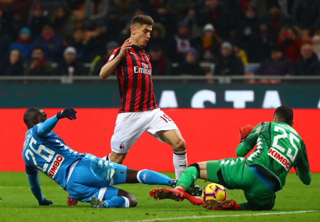 AC Milan vẫn đang thi đấu tốt trên sân nhà