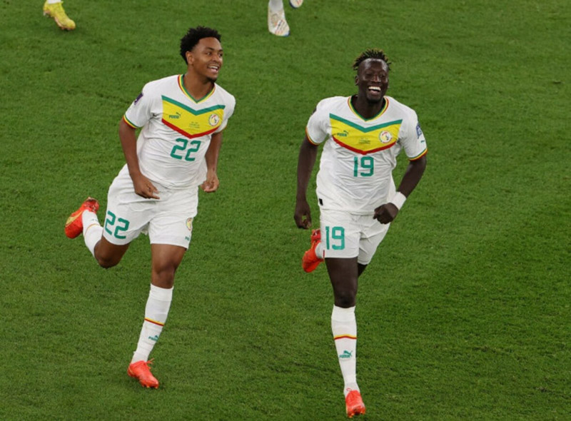 soi kèo phạt góc ecuador vs senegal